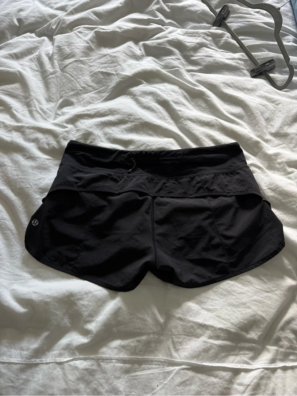Vintage lululemon speed up shorts